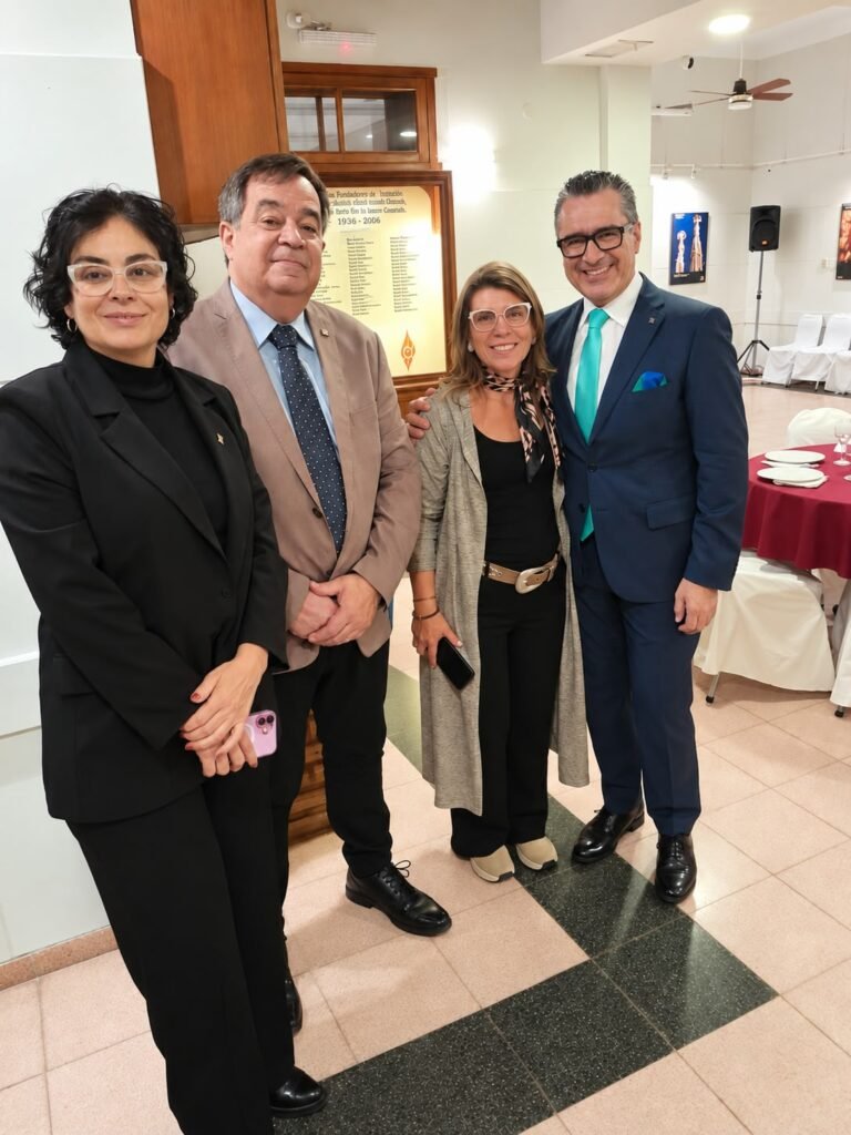 UN ENCUENTRO, MUCHAS VOCES y UN PUENTE QUE SIGUE CRECIENDO